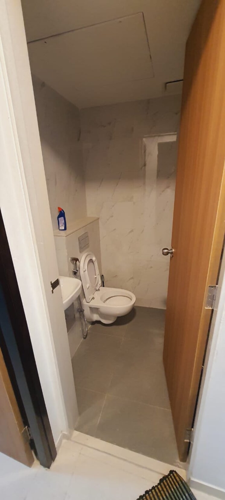 Bathroom, garodia-nagar 3 Bedroom 1000 Sq.Ft. Apartment In Ghatkopar East Mumbai 9663261