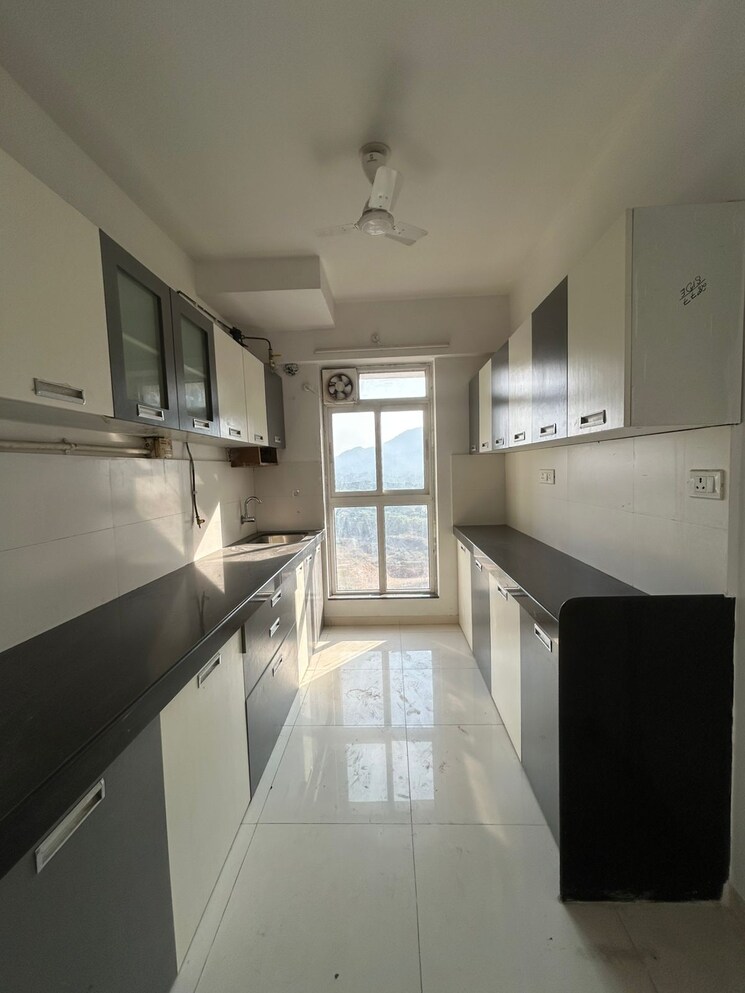 Kitchen, lodha-splendora 1 Bedroom 440 Sq.Ft. Apartment In Ghodbunder Road Thane 9663283
