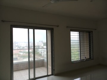 Room in 2 BHK Apartment at Bavdhan – for Rent