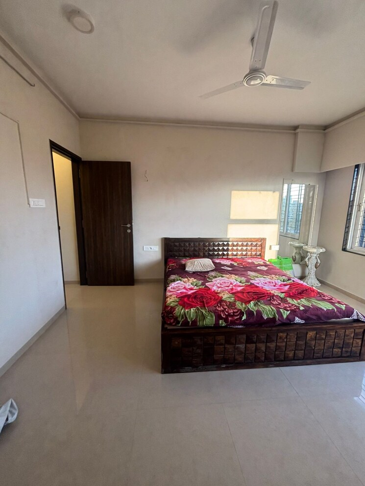 Bedroom, gardens-chs 1 Bedroom 480 Sq.Ft. Apartment In Chembur Mumbai 9663291