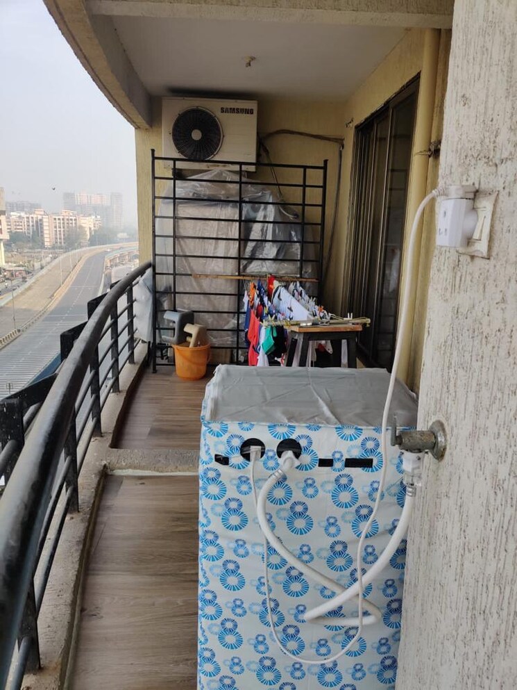 Balcony, mj-shah-centrio 2 Bedroom 925 Sq.Ft. Apartment In Govandi Mumbai 9663301
