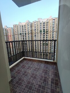 2.5 BHK + Study Room Apartment For Sale in Dasnac The Jewel