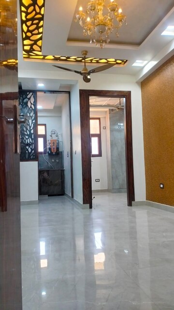 Building Lobby in 2 BHK Builder Floor at Vihaan Wisteria, Sector 1 Greater Noida – for Sale