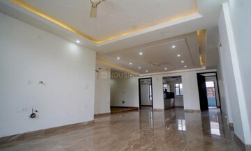 Room in 3 BHK Builder Floor at Sahastradhara Road – for Sale