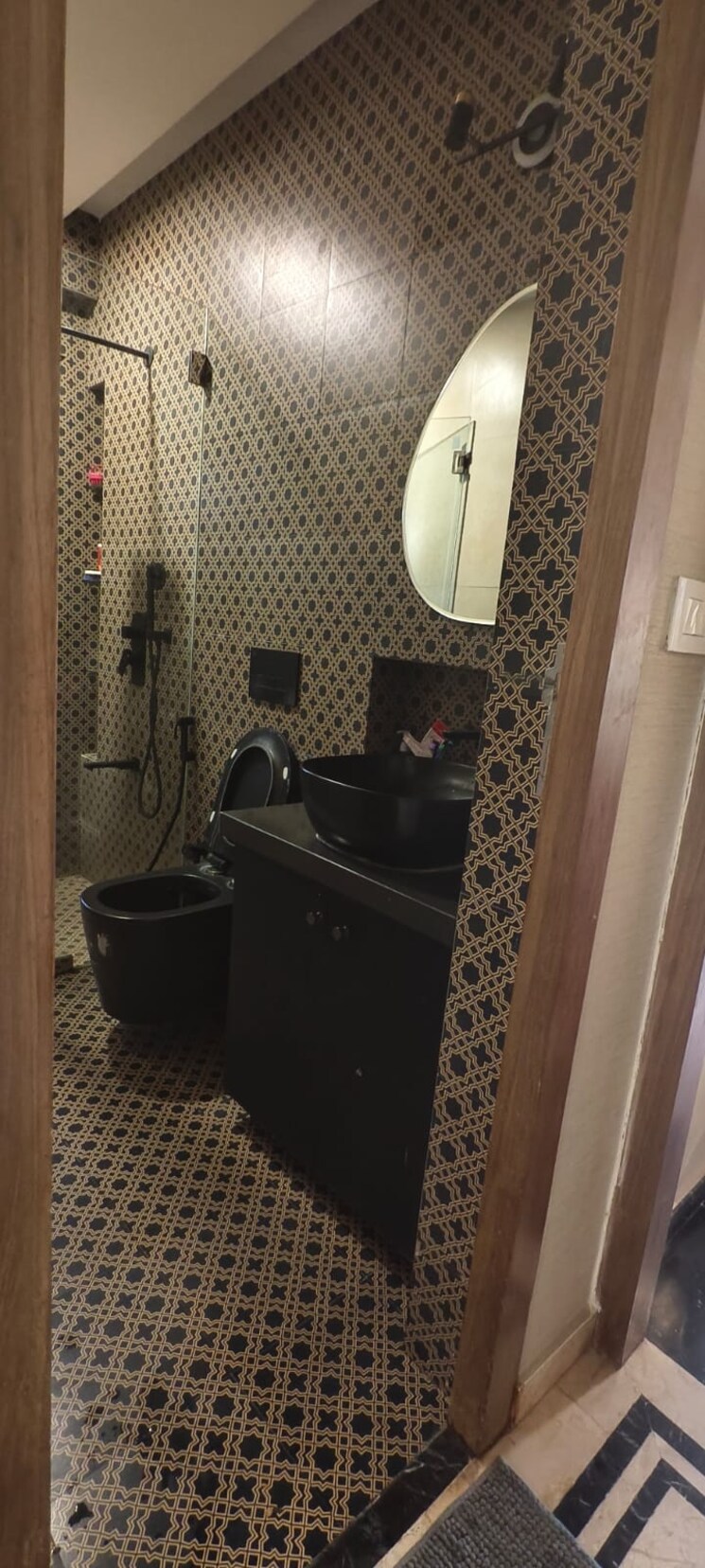 Bathroom, hiranandani-gardens-eldora 3 Bedroom 1490 Sq.Ft. Apartment In Powai Mumbai 9663386