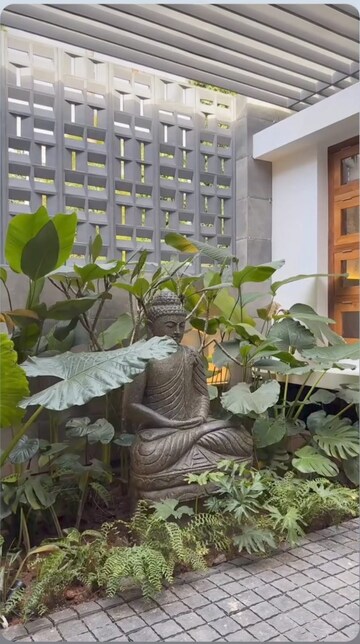 Living Room in 4 BHK Independent House at Aranattukara – for Sale