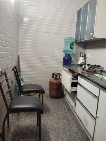 Kitchen in 1 BHK Independent House at Sector 31 – for Rent