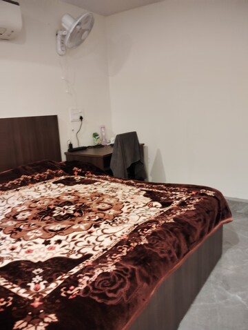 Bedroom in 1 BHK Independent House at Sector 31 – for Rent