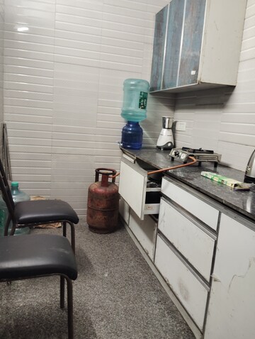 Gym in 1 BHK Independent House at Sector 31 – for Rent