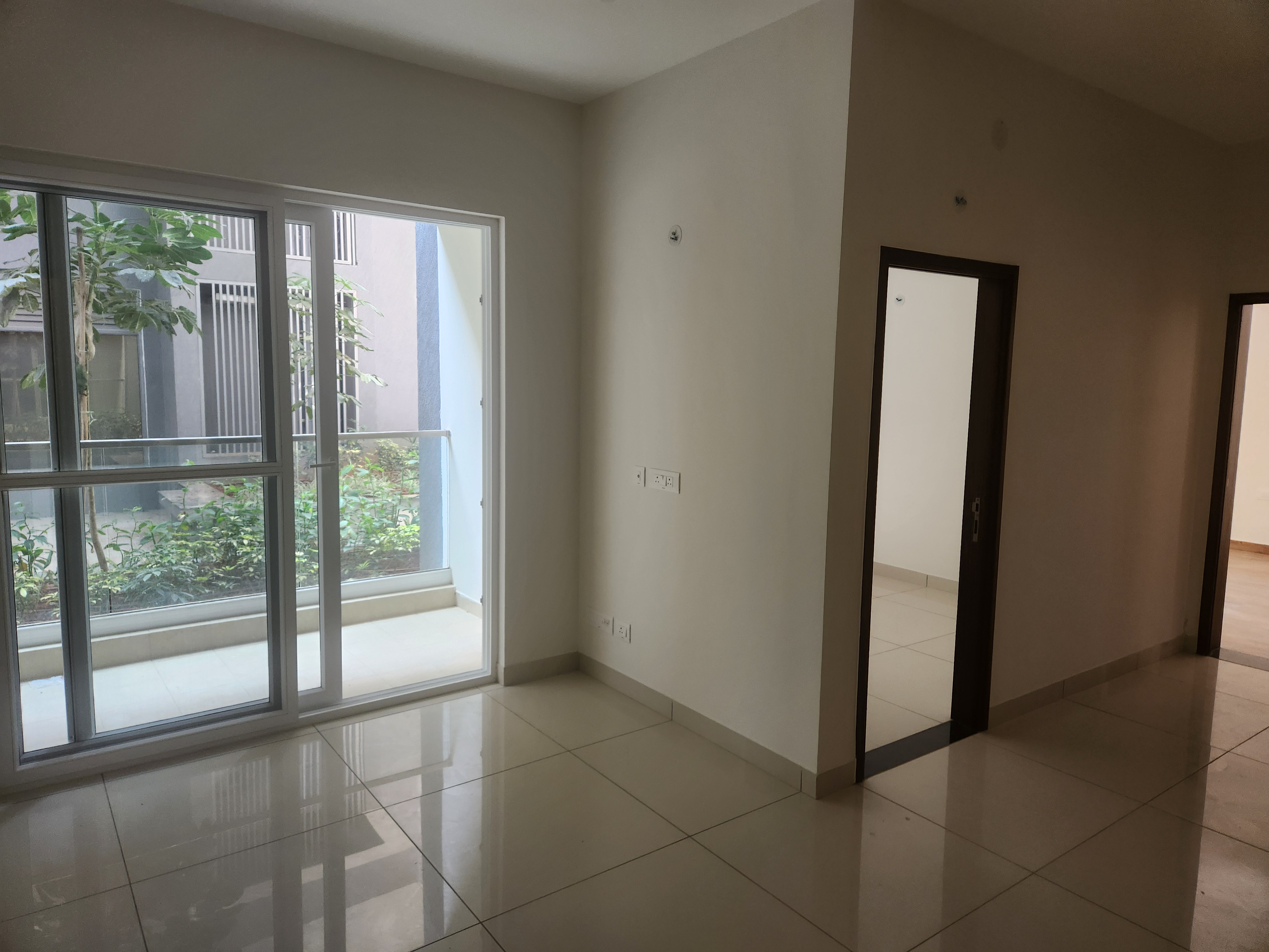 2 BHK Apartment For Sale in Brigade Laguna