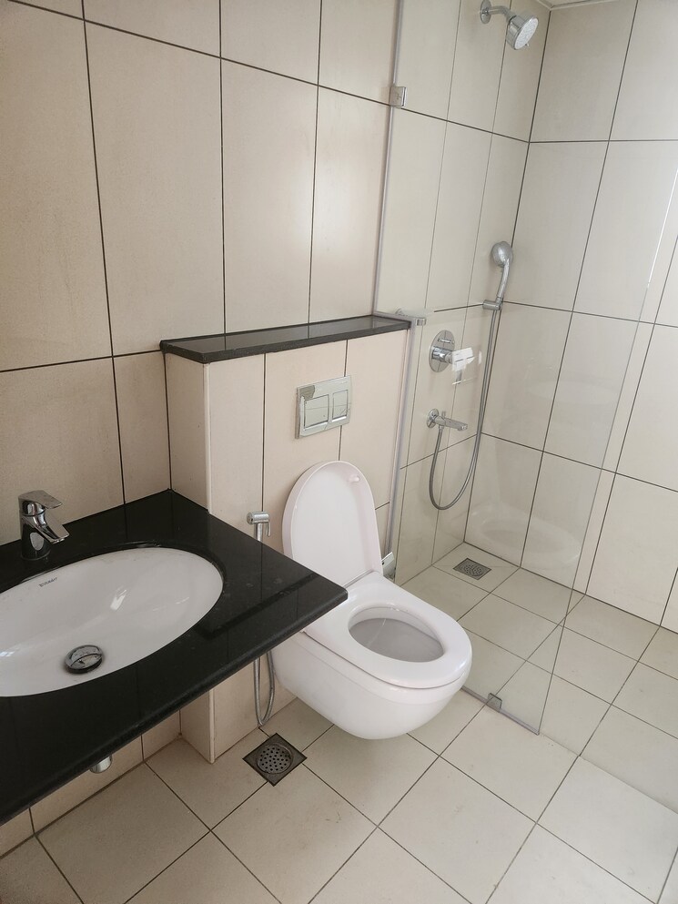 Bathroom, brigade-laguna 2 Bedroom 1188 Sq.Ft. Apartment In Hebbal Bangalore 9663462
