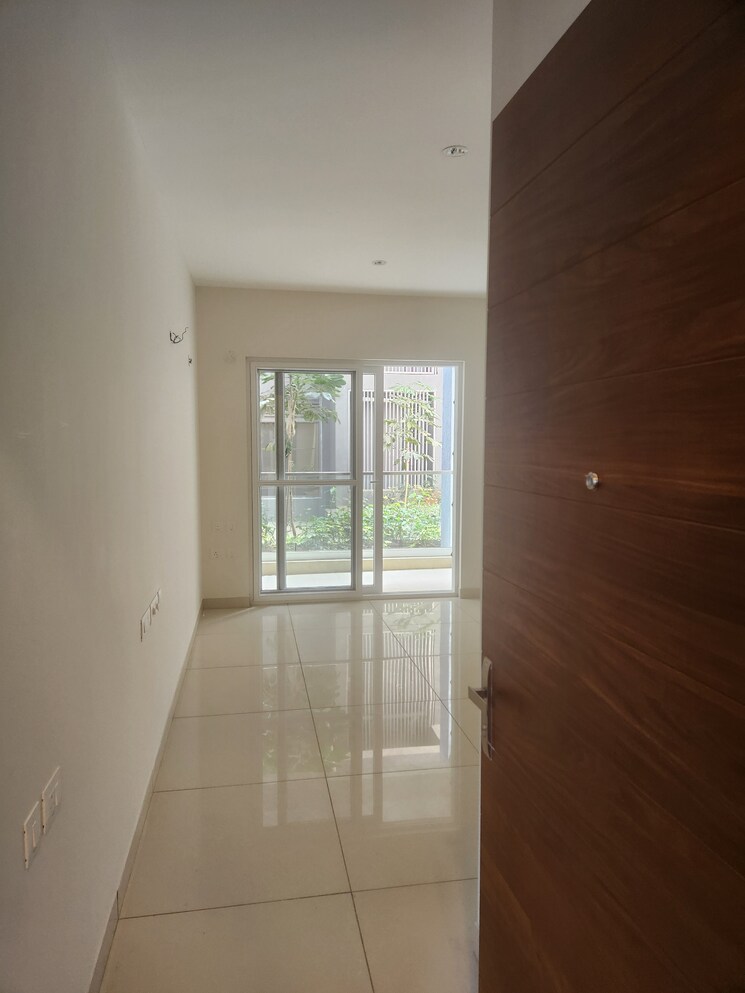 Room, brigade-laguna 2 Bedroom 1188 Sq.Ft. Apartment In Hebbal Bangalore 9663462