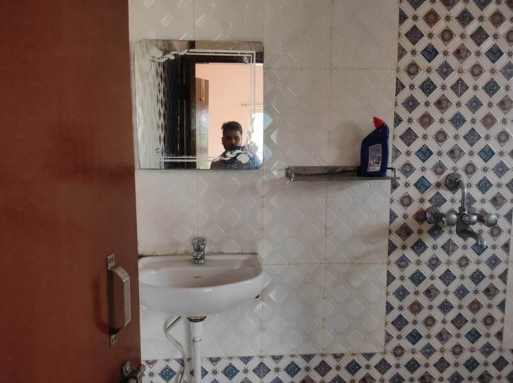 Bathroom, baradwari 2 Bedroom 1000 Sq.Ft. Apartment In Baradwari Jamshedpur 9663438