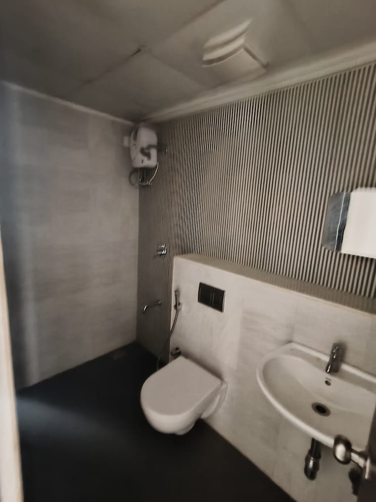 Bathroom, lodha-downtown 2.5 Bedroom 820 Sq.Ft. Apartment In Dombivli East Thane 9663464