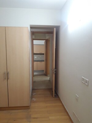 Room in 2 BHK Independent House at Alpha Ii Greater Noida – for Rent