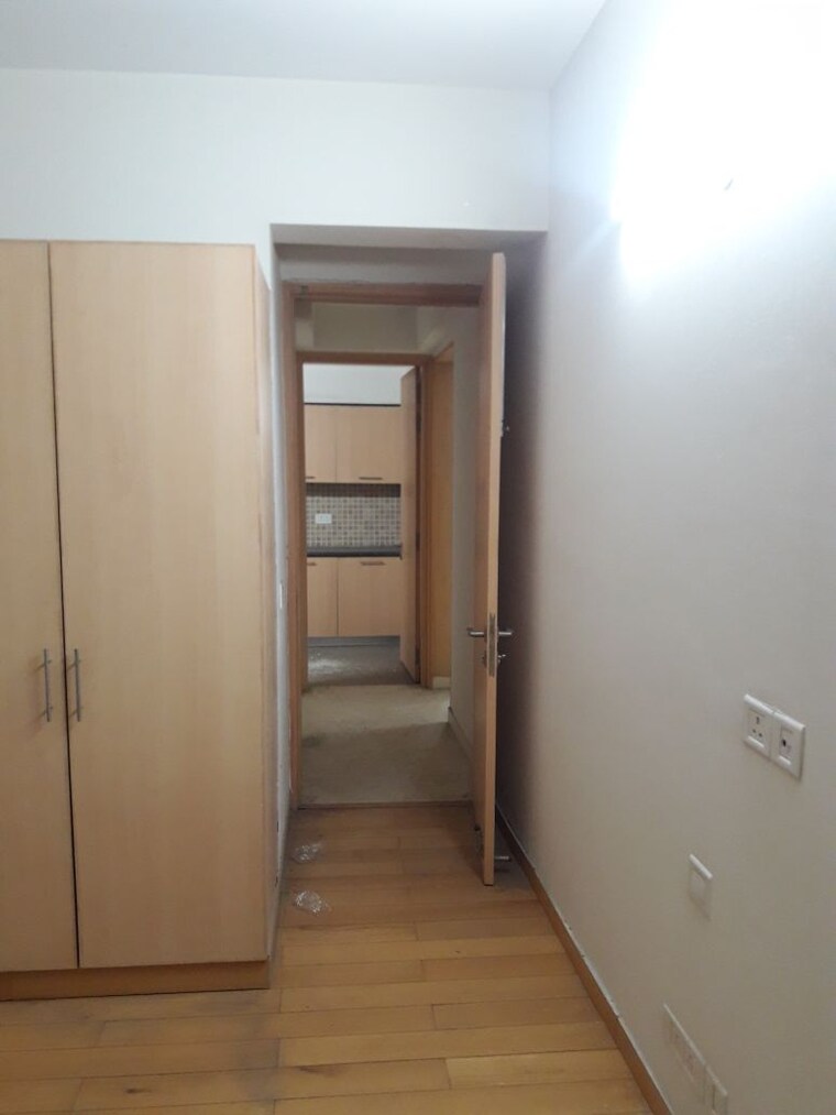 Room, alpha ii greater noida 2 Bedroom 100 Sq.Mt. Independent House In Alpha Ii Greater Noida Greater Noida 9663445