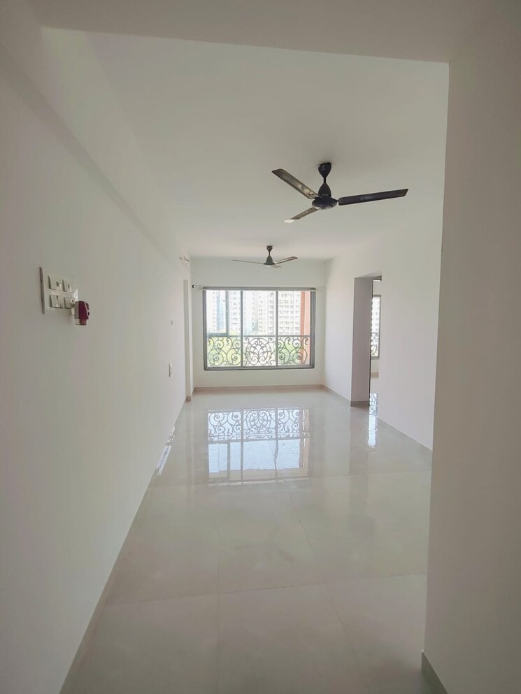 Room, samrat-chs-kurla-east 1 Bedroom 400 Sq.Ft. Apartment In Kurla East Mumbai 9663468