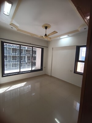 Bedroom in 2 BHK Apartment at Shree Vallabh Tower, Malad West – for Rent