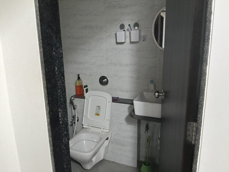 Bathroom, godrej-prime 2 Bedroom 700 Sq.Ft. Apartment In Chembur Mumbai 9663485