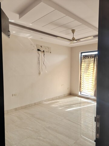 Bedroom in 3 BHK Builder Floor at Sector 15a – for Rent