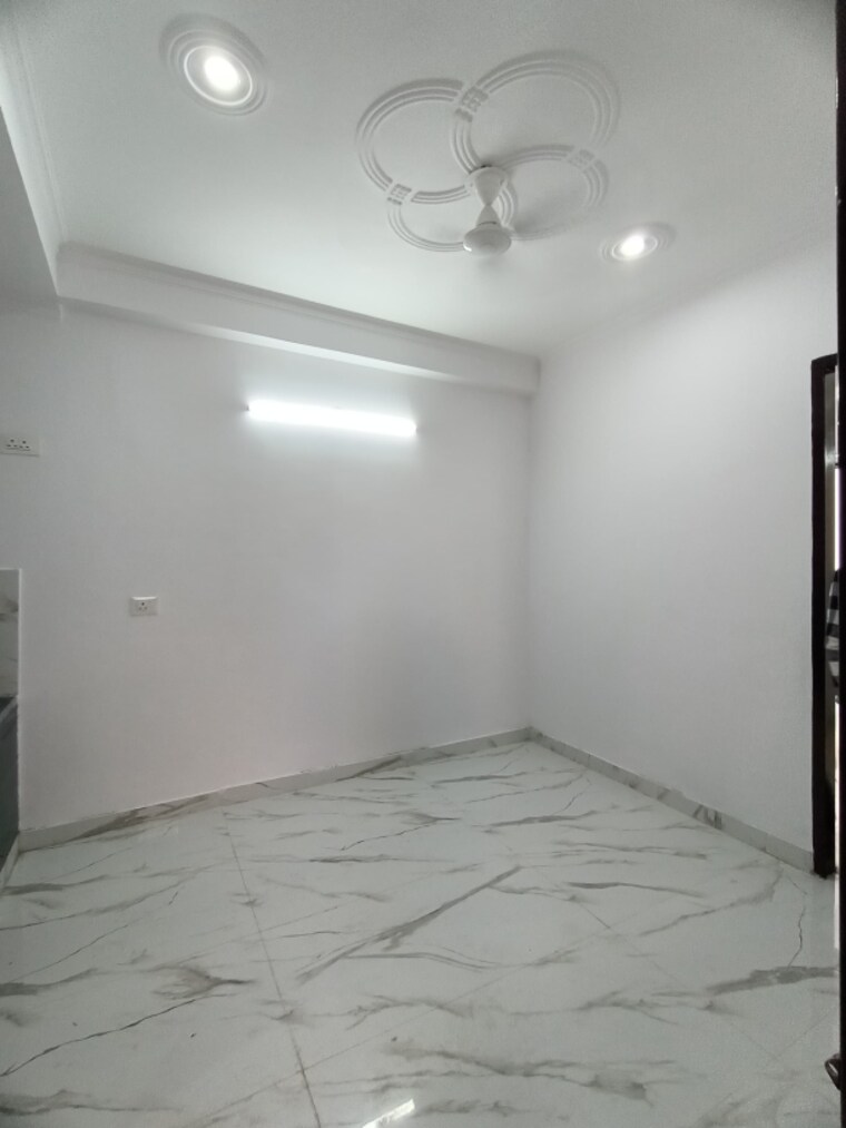 Room, saket 1 Bedroom 500 Sq.Ft. Builder Floor In Saket Delhi 9663585