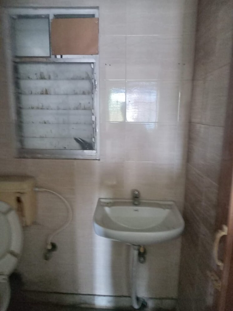 Bathroom, dunlop-residency 3 Bedroom 1500 Sq.Ft. Apartment In Bt Road Kolkata 9663542
