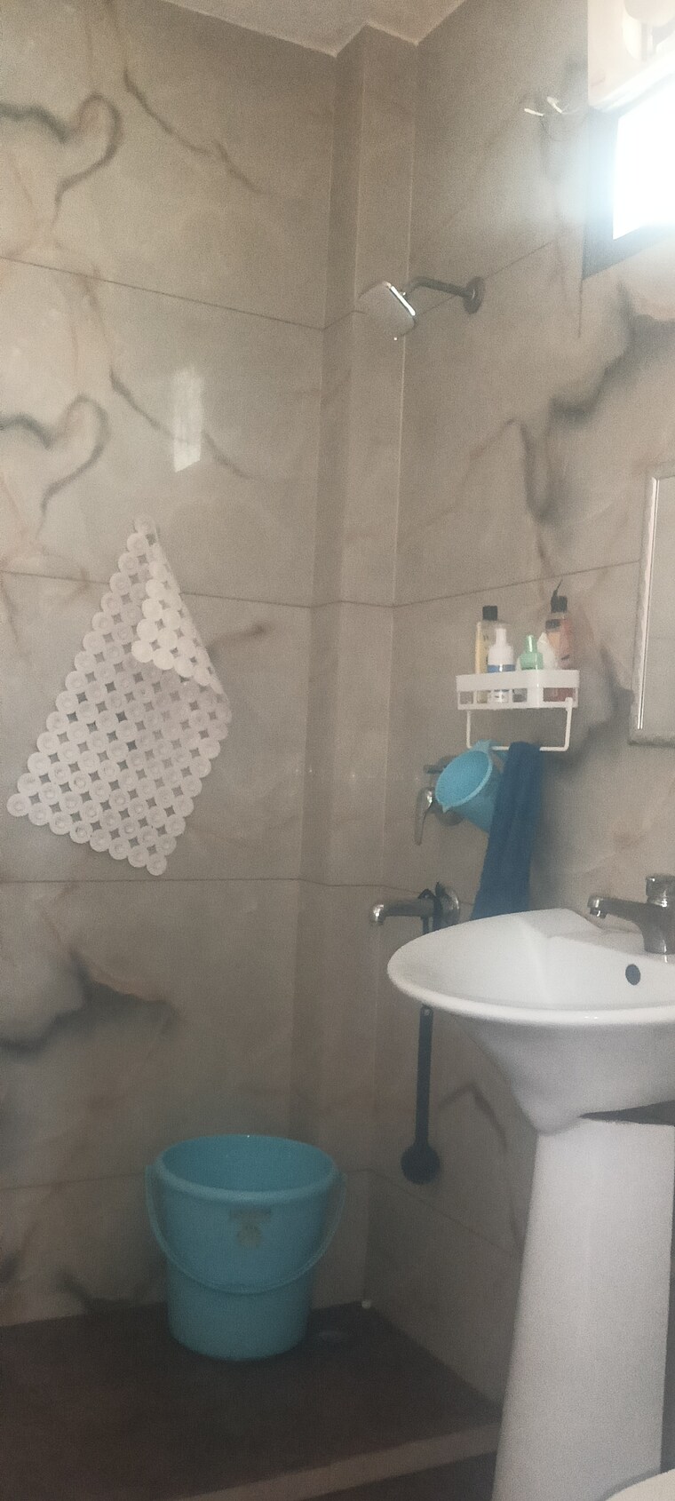 Bathroom, lajpat nagar 4 2 Bedroom 900 Sq.Ft. Builder Floor In Lajpat Nagar 4 Delhi 9663553
