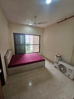Room in 2 BHK Apartment at K Raheja Ascencio, Chandivali – for Rent