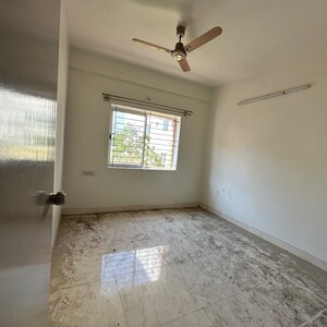 Room in 2 BHK Apartment at Banashankari 3rd Stage – for Sale