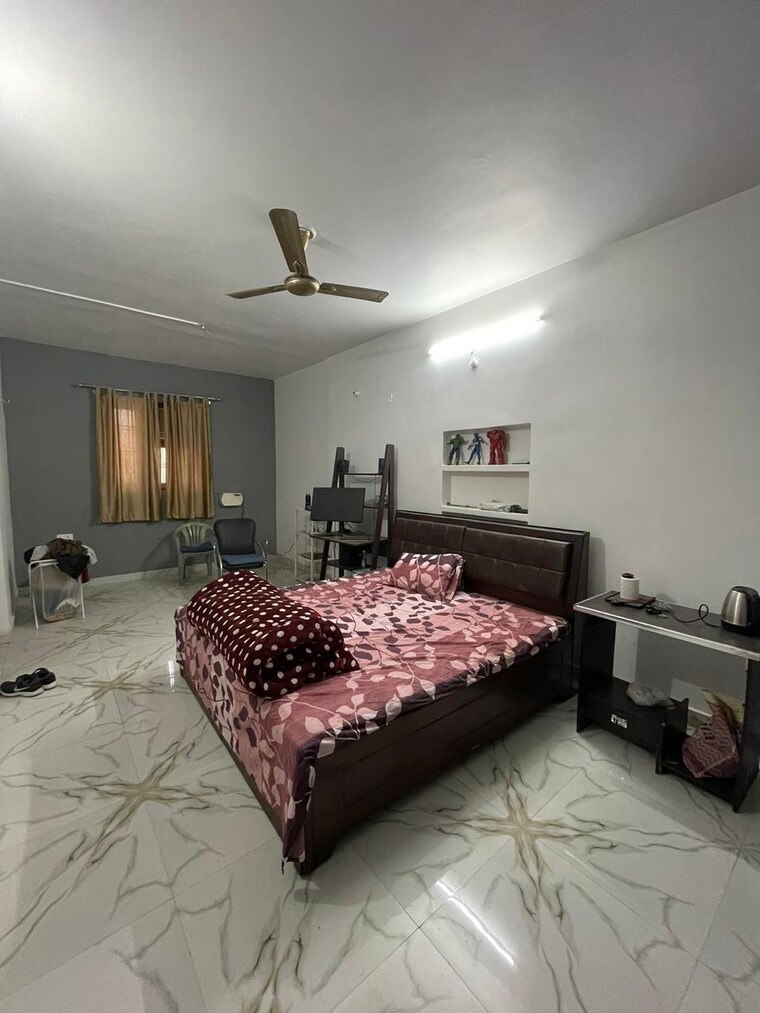 Room, gomti nagar Pg For Boys & Girls In Gomti Nagar 9663614