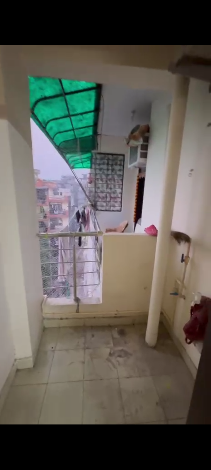 2.5 BHK + Study Room Apartment For Rent in RWA Apartments Sector 53