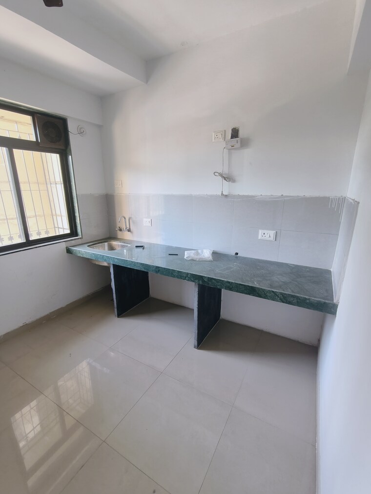 Kitchen, highland-pearl 1 Bedroom 450 Sq.Ft. Apartment In Thane West Thane 9663632