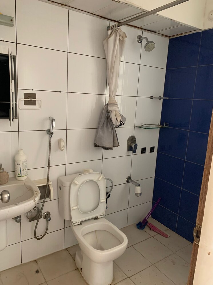 Bathroom, gr-sagar-nivas 3 Bedroom 1630 Sq.Ft. Apartment In Electronic City Phase I Bangalore 9663595