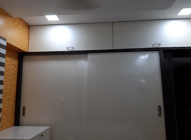 Room, neminath-chs-dadar-west 1 Bedroom 500 Sq.Ft. Apartment In Dadar West Mumbai 9663639