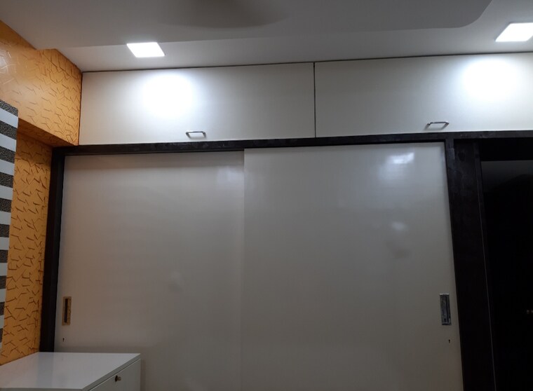 Room, neminath-chs-dadar-west 1 Bedroom 500 Sq.Ft. Apartment In Dadar West Mumbai 9663639