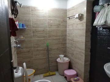 Bathroom in 2 BHK Apartment at Ajnara Le Garden, Sector 16b Greater Noida – for Sale