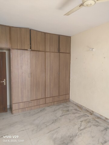 3 BHK Apartment For Rent in Vastu Apartments, Sector 55
