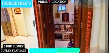 Bedroom in 4 BHK Apartment at Jubilee Hills – for Sale