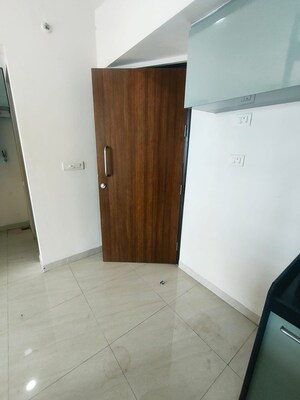 Room in 1 BHK Apartment at Lodha Crown Quality Homes, Majiwada – for Rent