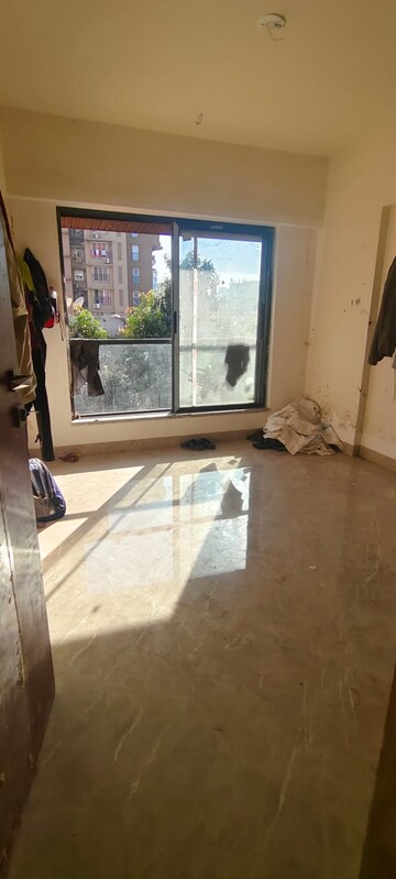 1 BHK Apartment For Rent in Goghari Mansion CHS, Santacruz West