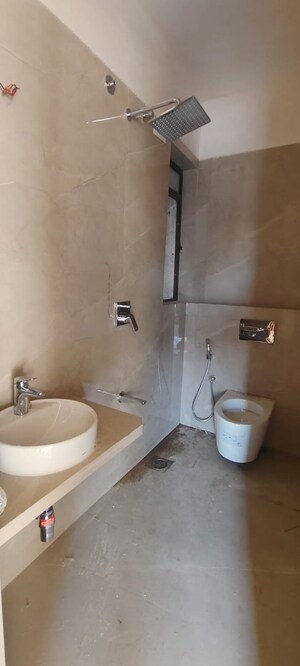 Bathroom in 1 BHK Apartment at Goghari Mansion CHS, Santacruz West – for Rent