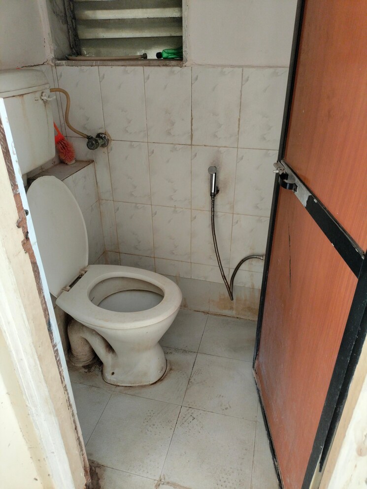 Attached Bathroom, vasant-leela-apartment 1 Bedroom 415 Sq.Ft. Apartment In Ghodbunder Road Thane 9663724