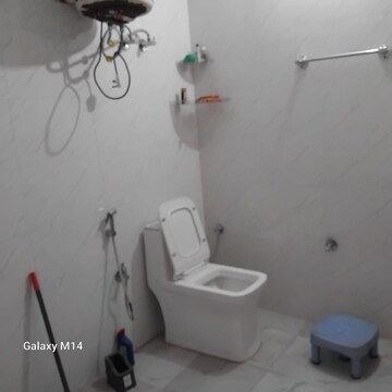 Bathroom in 2 BHK Builder Floor at Sector 22 – for Rent