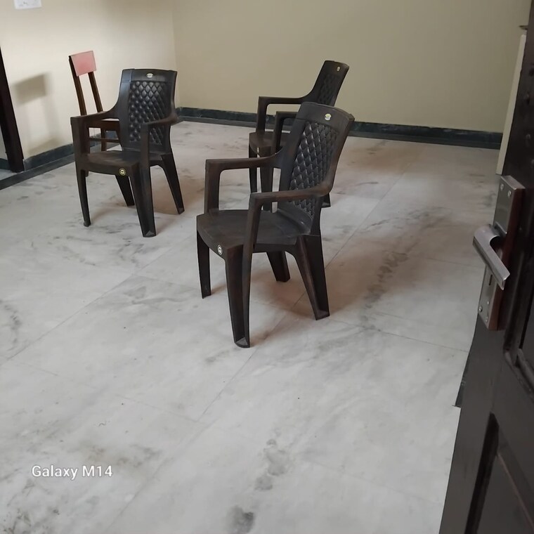 Gym, sector 22 2 Bedroom 161 Sq.Ft. Builder Floor In Sector 22 Gurgaon 9663728