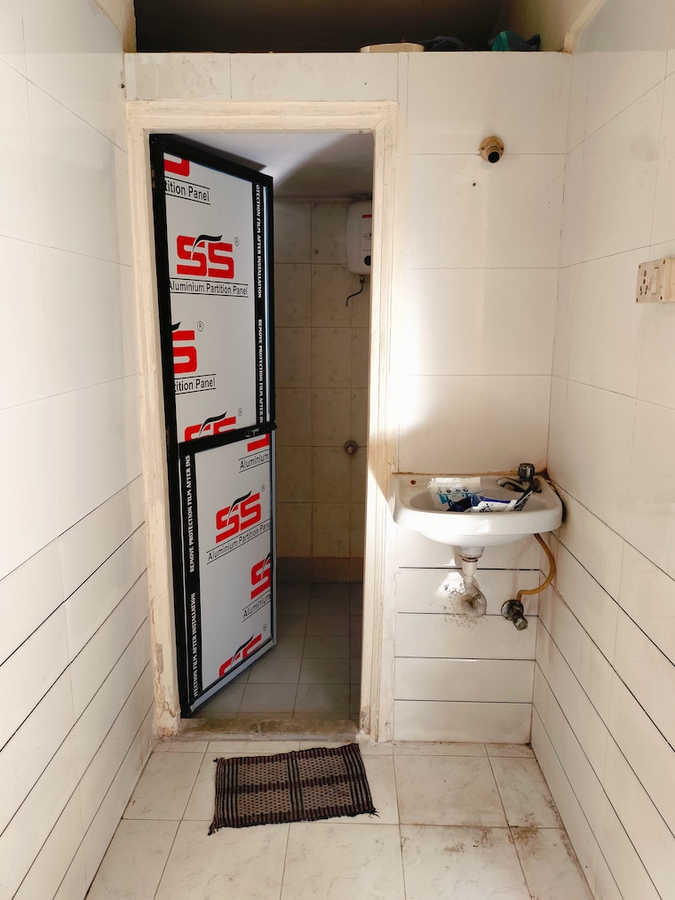 Bathroom, vasant-leela-apartment 1 Bedroom 415 Sq.Ft. Apartment In Ghodbunder Road Thane 9663724