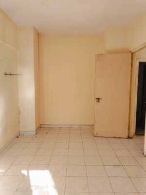 Room in 1 BHK Apartment at Vasant Leela Apartment, Ghodbunder Road – for Sale