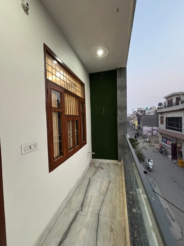 Balcony, sector 12 4 Bedroom 120 Sq.Yd. Independent House In Sector 12 Panipat 9663742