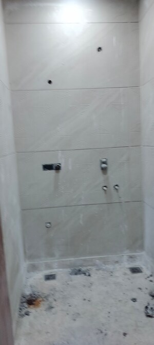 Attached Bathroom in 2 BHK Builder Floor at Janakpuri – for Sale