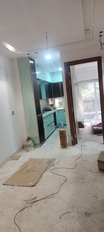 Room in 2 BHK Builder Floor at Janakpuri – for Sale