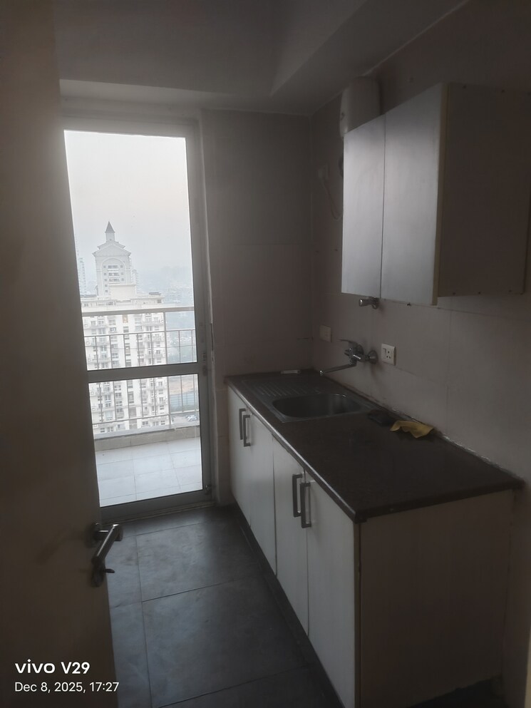 Kitchen, ireo-uptown 3 Bedroom 1872 Sq.Ft. Apartment In Sector 66 Gurgaon 9663741